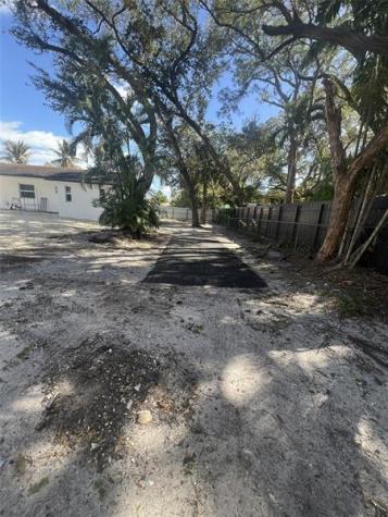 1720 NE 146th Street Miami FL 33181