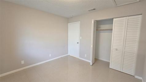 416 Lakeside Drive Margate FL 33063
