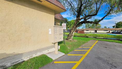 416 Lakeside Drive Margate FL 33063