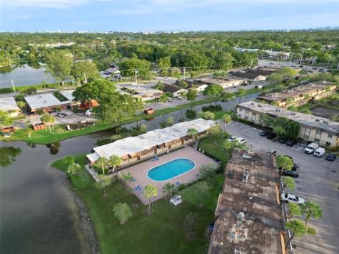 416 Lakeside Drive Margate FL 33063