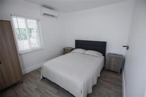 1112 NE 17th Terrace Fort Lauderdale FL 33304