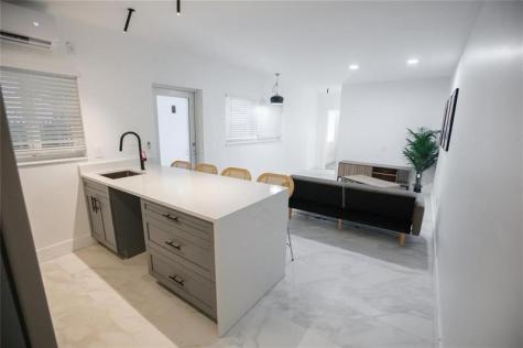 1112 NE 17th Terrace Fort Lauderdale FL 33304