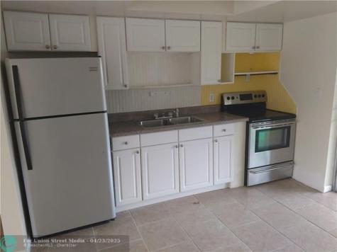 2061 NE 25th Avenue Pompano Beach FL 33062