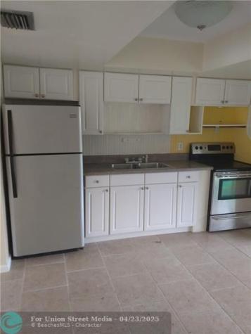 2061 NE 25th Avenue Pompano Beach FL 33062