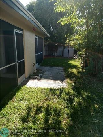 2061 NE 25th Avenue Pompano Beach FL 33062
