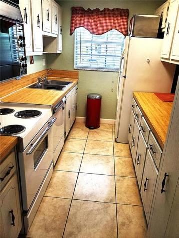 1152 Circle Drive Delray Beach FL 33445