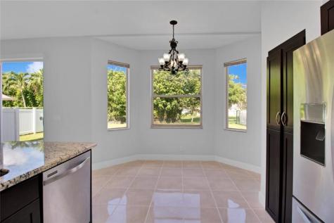 5240 NW 112th Way Coral Springs FL 33076