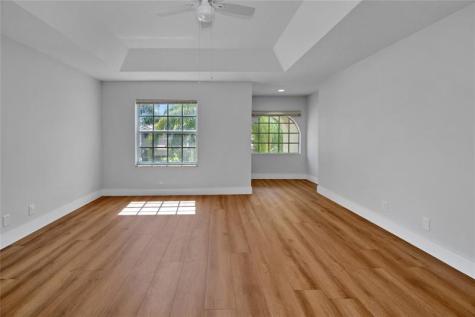 5240 NW 112th Way Coral Springs FL 33076