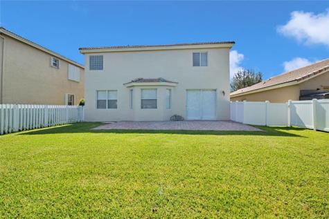 5240 NW 112th Way Coral Springs FL 33076