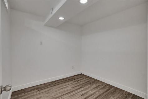 1690 NE 191st Street Miami FL 33179