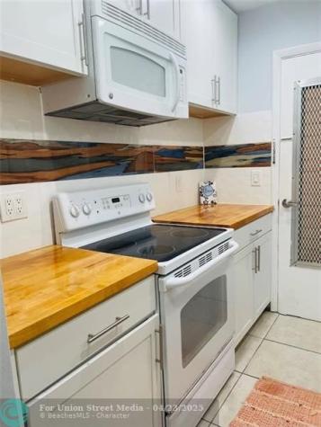 1431 S 14th Avenue Hollywood FL 33020