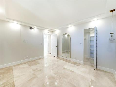 4800 Bayview Drive Fort Lauderdale FL 33308