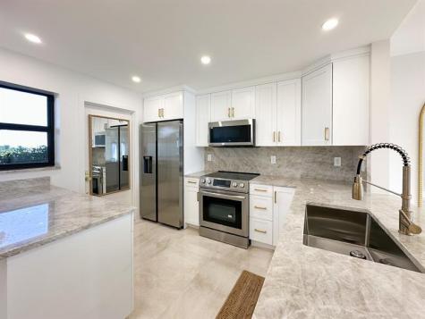 4800 Bayview Drive Fort Lauderdale FL 33308