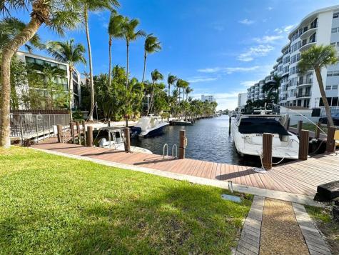 4800 Bayview Drive Fort Lauderdale FL 33308