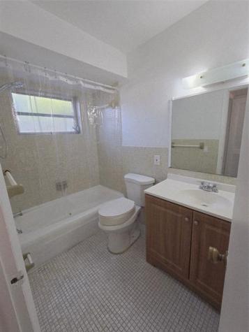 1007 N 19th Avenue Hollywood FL 33020