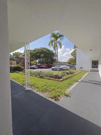 1007 N 19th Avenue Hollywood FL 33020