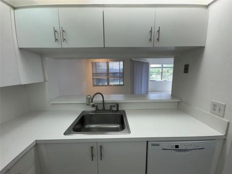 300 SW 130th Terrace Pembroke Pines FL 33027