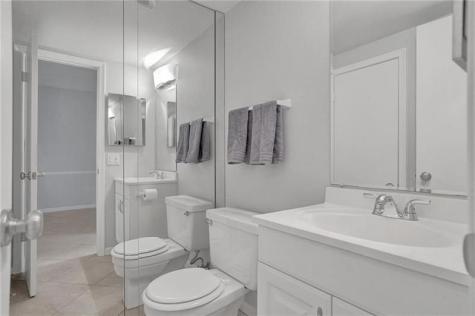 12 NE 20th Court Wilton Manors FL 33305