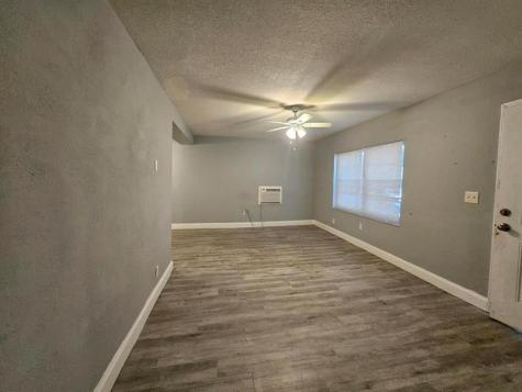 1600 NW 93rd Street Miami FL 33147