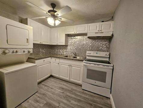 1600 NW 93rd Street Miami FL 33147