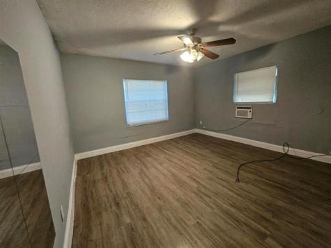 1600 NW 93rd Street Miami FL 33147