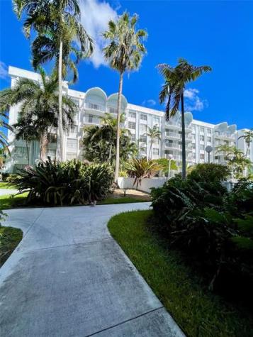 492 NW 165th Street Road Miami FL 33169