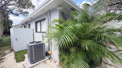 433 NW 15th Way Fort Lauderdale FL 33311