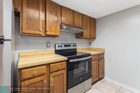 6926 SW 45th Gainesville FL 32608