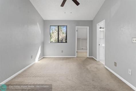 6926 SW 45th Gainesville FL 32608