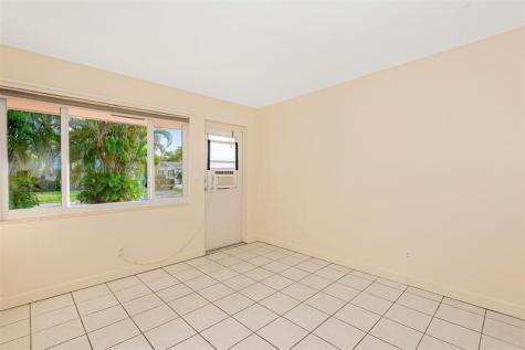 2581 NE 11th Court Pompano Beach FL 33062
