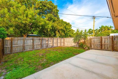2581 NE 11th Court Pompano Beach FL 33062