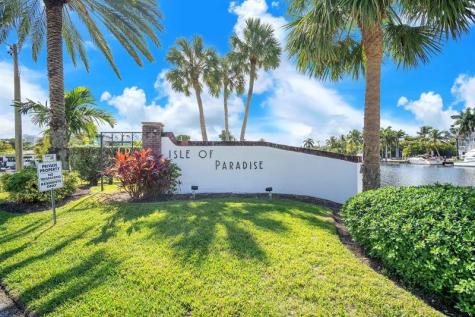 440 Paradise Isle Boulevard Hallandale Beach FL 33009