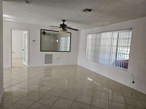7774 Orleans Street Miramar FL 33023