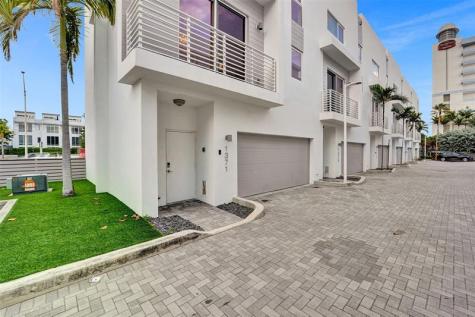 1371 N Ocean Boulevard Pompano Beach FL 33062