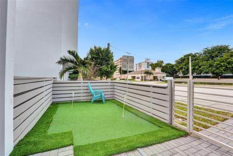 1371 N Ocean Boulevard Pompano Beach FL 33062
