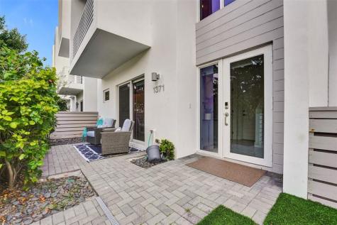 1371 N Ocean Boulevard Pompano Beach FL 33062