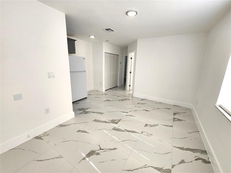 2466 Lincoln Street Hollywood FL 33020