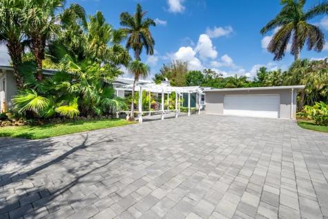 2337 SW 27th Avenue Fort Lauderdale FL 33312