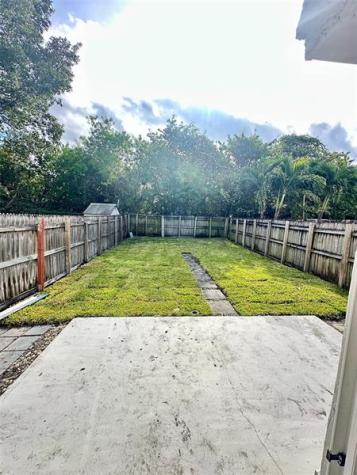 320 Sunshine Drive Coconut Creek FL 33066