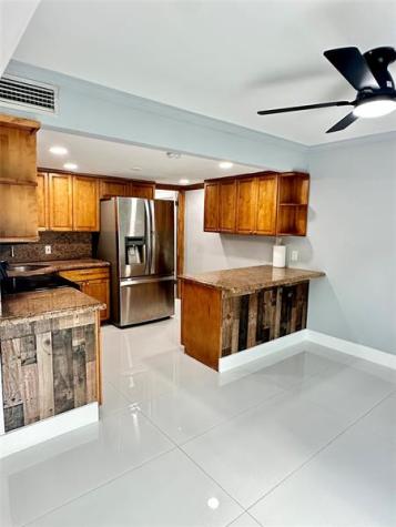 320 Sunshine Drive Coconut Creek FL 33066