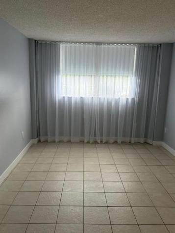 16465 NE 22nd Avenue North Miami Beach FL 33160