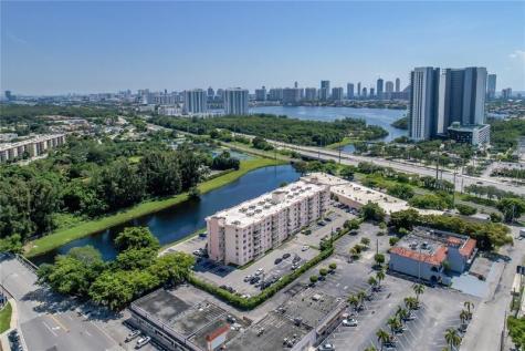 16465 NE 22nd Avenue North Miami Beach FL 33160