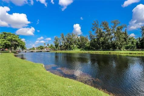 16465 NE 22nd Avenue North Miami Beach FL 33160