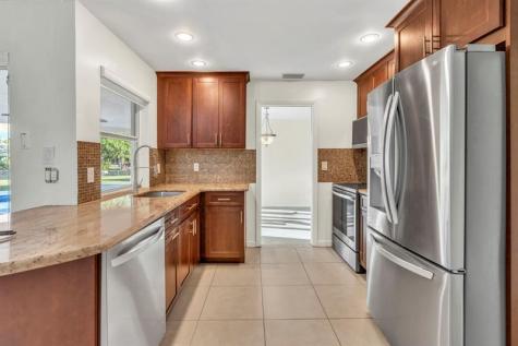 290 NW 65th Avenue Margate FL 33063