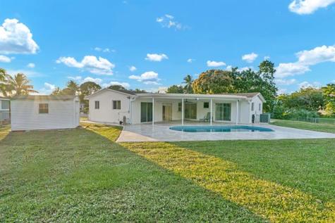 290 NW 65th Avenue Margate FL 33063