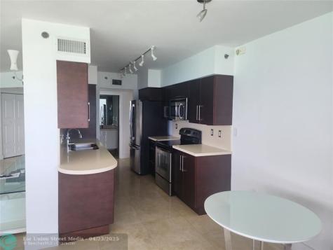 7330 Ocean Terrace Miami Beach FL 33141