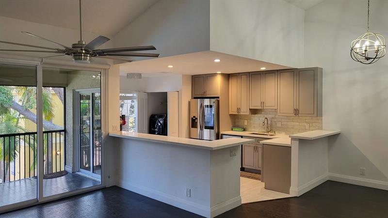 2121 S Ocean Boulevard Pompano Beach FL 33062