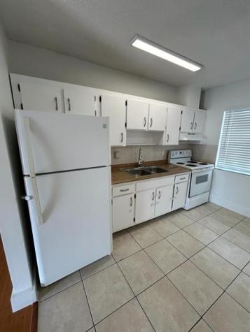 1984 SW 28th Lane Fort Lauderdale FL 33312
