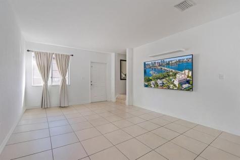13765 SW 171st Terrace Miami FL 33177