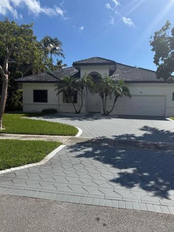 830 Bailey Street Boca Raton FL 33487